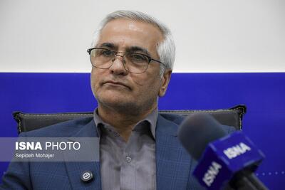  دبیر شورای تامین خراسان رضوی: مسئولان اقتصادی و اتحادیه‌های صنفی شیوه فروش نان را سامان دهند