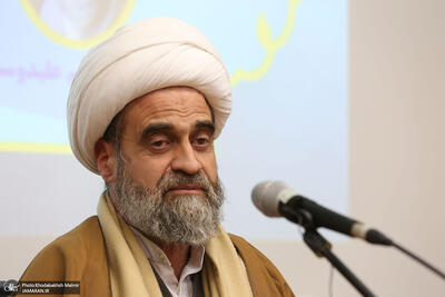  آیت‌الله قائنی: مسئولین به‌گونه‌ای عمل کنند که اسباب گلایه‌مندی مردم نشود/ مقصریابی هیچ مشکلی را برطرف نمی‌کند/ مشکل اصلی مملکت ما نگرانی نسبت به معیشت عموم مردم است