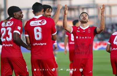 آخرین وضعیت پرونده جنجالی تشویق ایسلندی توهین آمیز پرسپولیسی ها