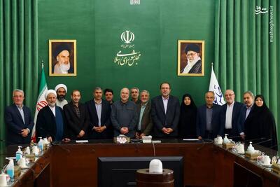  عکس/ دیدار مجمع نمایندگان استان اصفهان با قالیباف