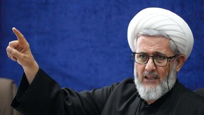  خلیل پور: تدابیر برای مهار ریزگردهای نمکی دریاچه ارومیه اتخاذ شود