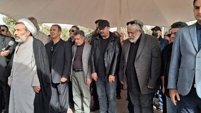  اقامه نماز بر پیکر همایون ارشادی در کرج - پارس فوتبال