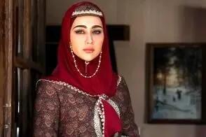  میترا رفیع مشکی‌پوش شد