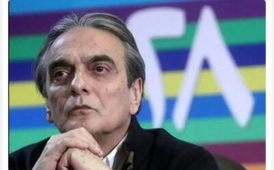  عکسی از حسن پورشیرازی در صف نماز میت همایون ارشادی