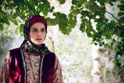  بیوگرافی غزاله اکرمی