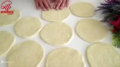  طرز تهیه نان ترکی در 10 دقیقه بدون فر
