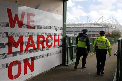  سوژه‌ای برای هالیوود؛ رسوایی برادرانی که خود را نیروی امنیتی جا زدند و وارد ورزشگاه شدند