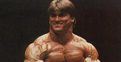  آشنایی با جف کینگ، گردن کلفت بدن‌سازی؛ از قهرمانی مستر یونیورس تا غیبت در مستر المپیا