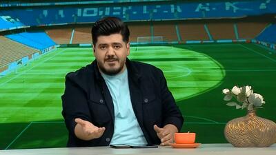  عقب‌نشینی مجری جنجالی: مخلص کاپیتان ملوان هستم!