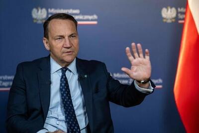  وزیر خارجه لهستان: ترجیح می‌دهیم علف بخوریم اما دوباره مستعمره روسیه نشویم / پوتین بعد از اوکراین سراغ ما خواهد آمد