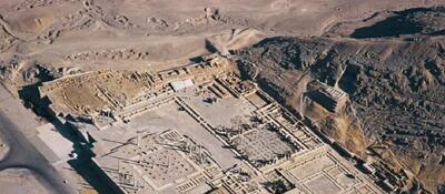  عکس هوایی از تخت جمشید در سال ۱۳۵۵