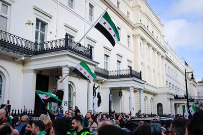  وزیر خارجه لهستان: علف می‌خوریم، اما زیر پرچم پوتین نمی‌رویم!