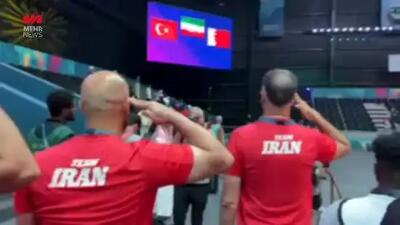  ببینید| سلام نظامی بلندقامتان هنگام پخش سرود ملی