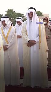  امیر قطر نماز باران اقامه کرد