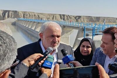  بهره‌برداری از سد انحرافی نجف‌آباد جیرفت با حضور وزیر نیرو