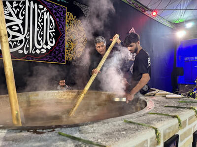 برگزاری آئین سمنوپزان فاطمی در ساوه