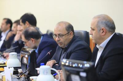  در نشست مدیران صنعت آب و برق کرمان با وزیر نیرو چه گذشت؟