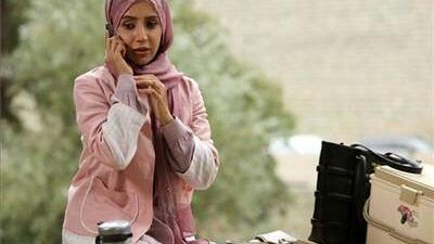  جشن تولد ۴۸سالگی بازیگر سریال آنام در محل کارش در دبی