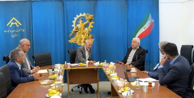 برگزاری نشست در خانه صمت برای جلوگیری از اعمال فشار شرکت برق بر تولیدکنندگان