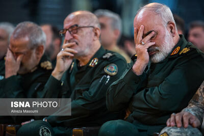  عکسی از چهره خندان سردار فدوی در یک مراسم/ فرمانده جدید هوا و فضای سپاه هم بود+ تصاویر