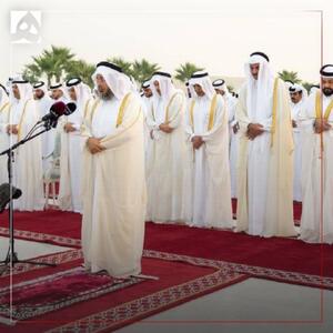  برای باران؛ اعراب به نماز ایستادند | ببینید؛ از امیر قطر تا علمای مسجد الحرام - کولاک
