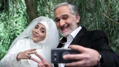  فیلم آواز شاد / حس و حال دیدنی بیژن بنفشه خواه توی کنسرت مجید رضوی با جیغ کشیدناش