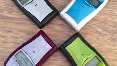  تصاویر جذاب از گوشی‌ های رنگارنگ اریکسون در سال 2000