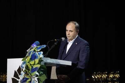  وزیر جهاد کشاورزی: دولت از وضع مقررات محدودکننده در حوزه صادرات خودداری می‌کند