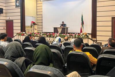  مجری و تهیه کننده تلویزیون:  دانش و اطلاعات، پله ترقی مجری برنامه های تلویزیونی است
