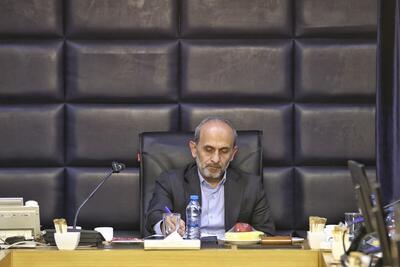  جبلی: عزاداری امام حسین(ع) هیچ‌گاه رو به عقب نرفته و پیام آن، ایستادگی در برابر ظلم است/ برگزیدگان تولیدات رسانه‌ای پیرغلامان حسینی تقدیر شدند