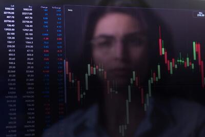  چرا بازار رمزارزها امروز با وجود پایان تعطیلی دولت آمریکا قرمزپوش شد؟