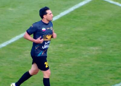  گلزنی فرزاد حاتمی در دیدار پیشکسوتان سپاهان