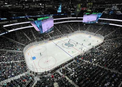  والیبال المپیک لس‌آنجلس در سالن هاکی روی یخ!