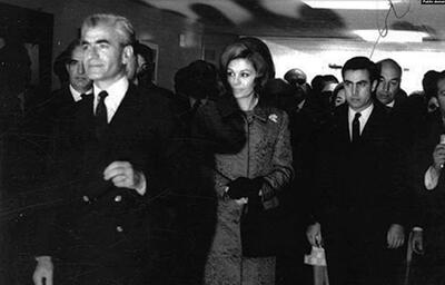  تولد مجلل و کیک لوکس محمدرضا پهلوی برای فرح دیبا / سال 1348