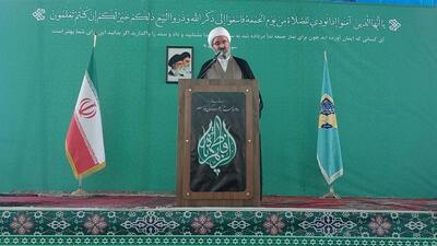  امام جمعه سمنان: سرگیری اجرای طرح آبرسانی به سمنان تسریع شود