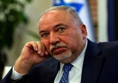  لیبرمن: آمریکایی‌ها اسرائیل را اداره می‌کنند