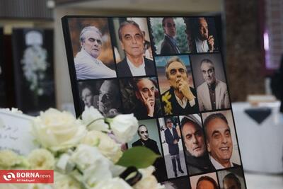  مراسم یادبود همایون ارشادی