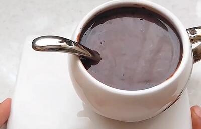  طرز تهیه هات چاکلت داغ مرحله به مرحله