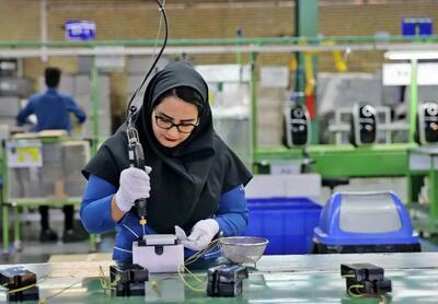  «زنان کارگر» قربانی بحران‌های اقتصادی/بیداد تبعیض مزدی در بازار کار