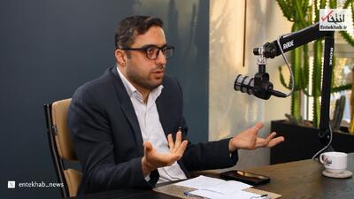  ویدیو / حسین درودیان، اقتصاددان: آن چیزی که ما می‌خواهیم را آمریکا و چین دارند، اما آنچه ما داریم را آمریکا نمی‌خواهد، فقط چین آن را می‌خواهد، پس ما یک «بیس» معامله با چین داریم که این بیس معامله را با روسیه نداریم / همکاری با چین می‌تواند ریسک و تهدیدی در ذهن طرف آمریکایی ایجاد کند که این به کارتی برای ما تبدیل بشود