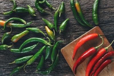  فلفل تند یا فلفل شیرین؛ کدام برای بدن بهتر است؟