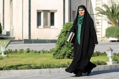  خانه‌دار شدن مردم به رؤیا تبدیل شد؛ عملکرد وزارت راه زیر تیغ نقد