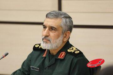  ناگفته های مهم شهید حاجی زاده از مخالفت رهبر انقلاب درباره خرید موشک از روسیه/ به خیلی از فرماندهان تشر زدند/ وقتی رهبری می‌گویند «از میدان» یعنی چه؟ - کلبه سرگرمی