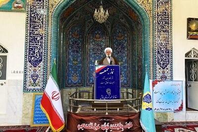  خطیب جمعه خاش: توسعه سواحل مکران در حد شعار باقیمانده است