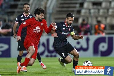  امیرحسین اصلانیان : پرسپولیس قبل از هر چیز باید ثبات پیدا کند.