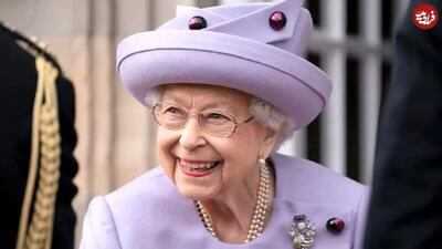  ملکه الیزابت دوم به همراه خواهرش ۸۸ سال پیش در کلاس درس