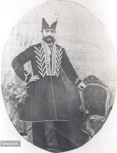  ژست ملوکانه ناصرالدین شاه ۱۵۰ سال پیش در اوایل سلطنت