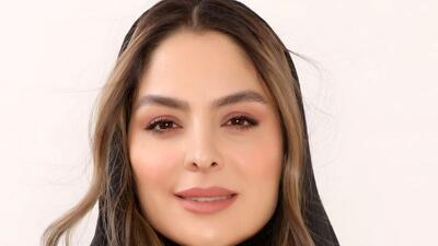  عکس روز| خوشگذرانی مارال بنی‌آدم در کنار دریا با این استایل عجیب