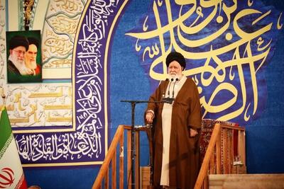  آیت‌الله علم‌الهدی: حل مشکلات اقتصادی نیازمند حرکت جهادی و مقتدرانه مسئولان است | ضرورت نظارت دقیق بر محتوای فضای مجازی و تولیدات رسانه‌های خانگی