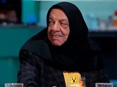  سکانس خندان / ناز و عشوه عباس محبوب تو نقش دختر خر مایه که الیکا هم باباشه